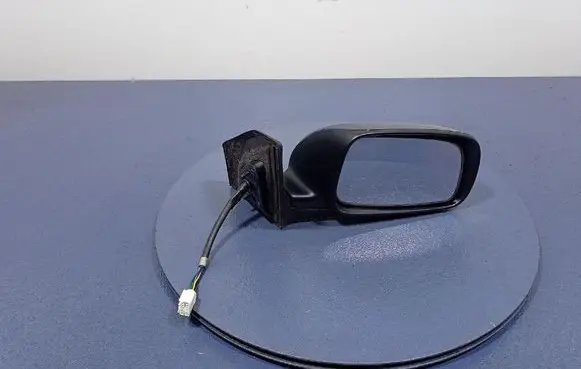 Toyota Avensis Verso Front door electric wing mirror 