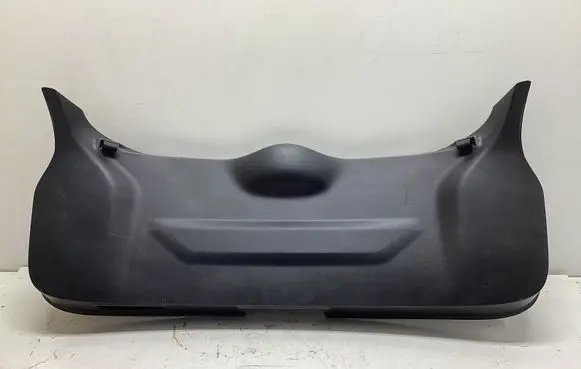 Nissan Qashqai Tailgate trim 909014EA0A