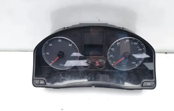 Volkswagen Golf V Speedometer (instrument cluster) 1K0920963B
