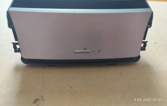 Mazda 3 II Ashtray (front) BBM464633 K3006