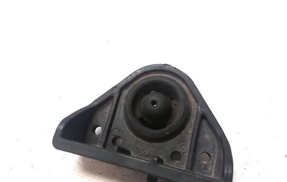 Hyundai Tucson TL Radiator mount bracket 