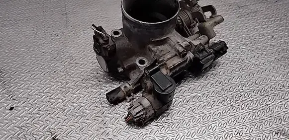 Subaru Forester SF Throttle valve 22650AA180 136100T120