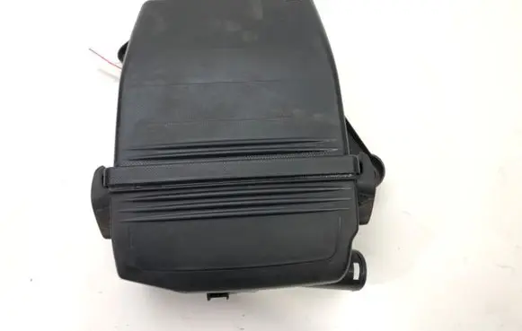 Air filter box