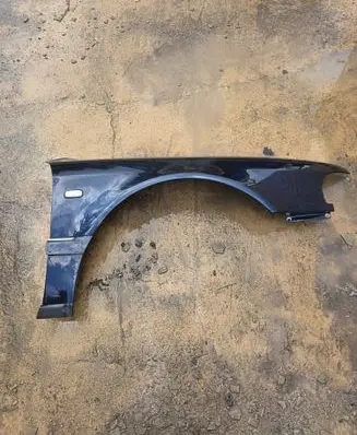 Audi A8 S8 D2 4D Fender