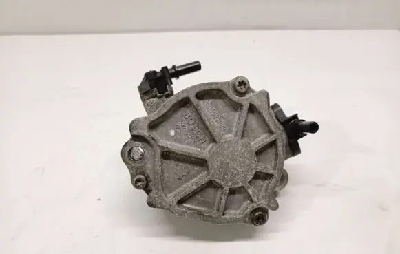 Peugeot 3008 II Vacuum pump 9804021880 31330213 456584