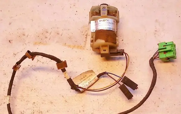 Audi A6 S6 C4 4A Interior temperature sensor 4a0820545