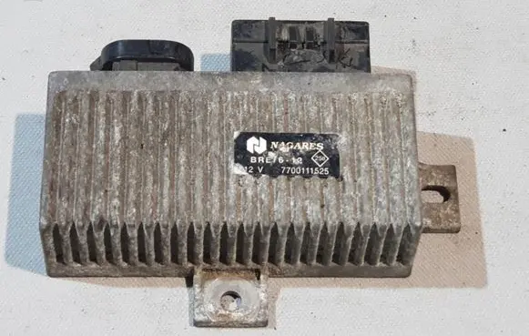 Renault Laguna I Glow plug pre-heat relay 7700111525