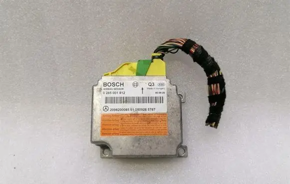 Mercedes-Benz CLK AMG A209 C209 Airbag control unit/module A2098200085