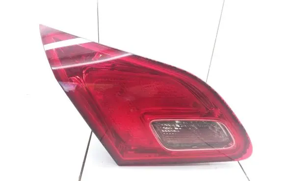 Opel Astra J Tailgate rear/tail lights 1090098 E245027