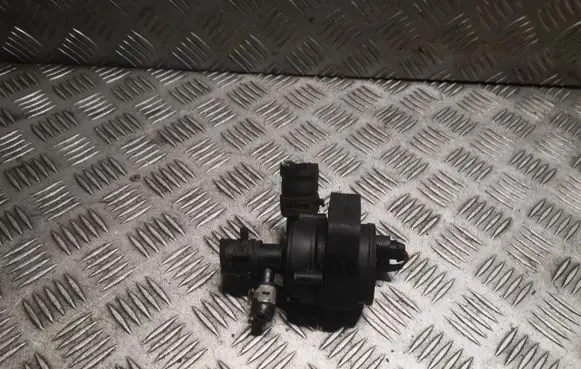 Mercedes-Benz E W212 Electric auxiliary coolant/water pump 2118350028 A2118350028