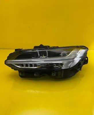 Volvo S90, V90 Headlight/headlamp 32228310
