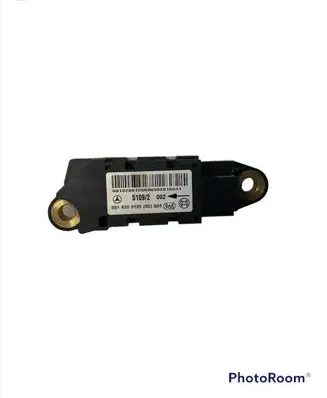 Mercedes-Benz S W220 Airbag deployment crash/impact sensor 0018209126 51092