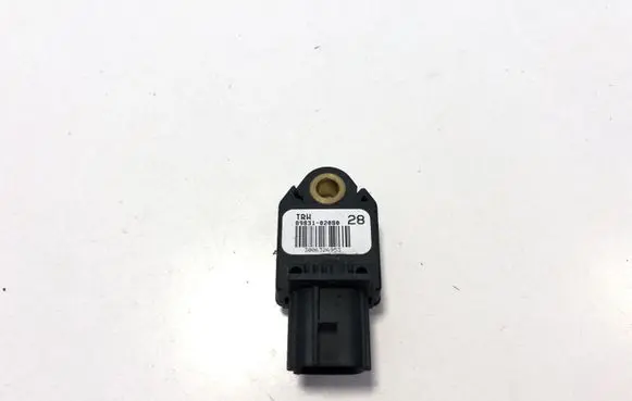 Toyota Auris 150 Airbag deployment crash/impact sensor 8983102080