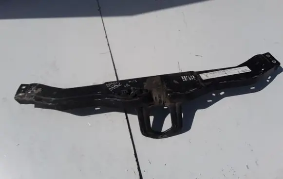 Mercedes-Benz C W202 Top upper radiator support slam panel