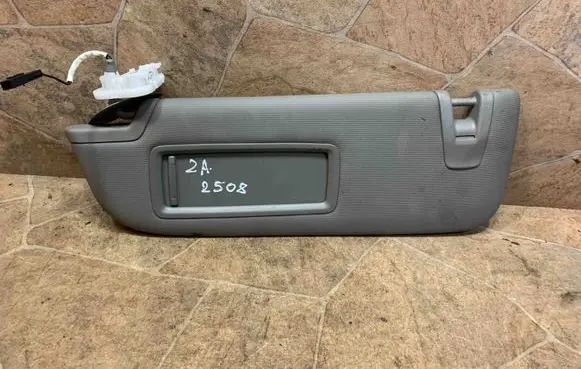 Sun visor