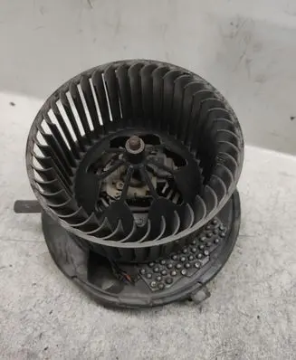Volkswagen PASSAT B6 Heater fan/blower 3C0907521