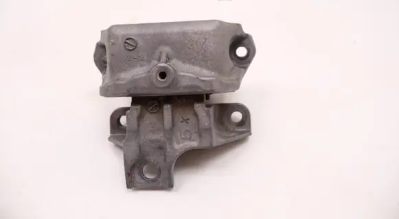 Mitsubishi Eclipse Cross Engine mount vacuum valve acm6790