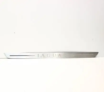 Jaguar XK - XKR (A) pillar trim C2P10914