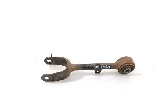 Rear control arm