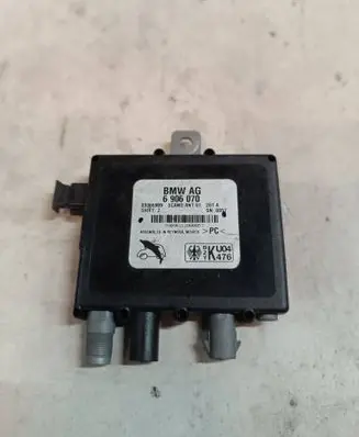 BMW X5 E53 Aerial antenna amplifier 6906070