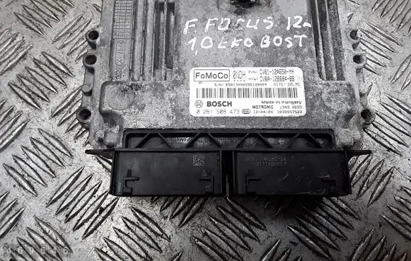 Ford Focus Engine control unit/module CV6112A650YH CV6A12B684BB 0261S08473