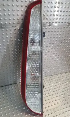 Ford Focus Rear/tail lights 8M51-13405-CC