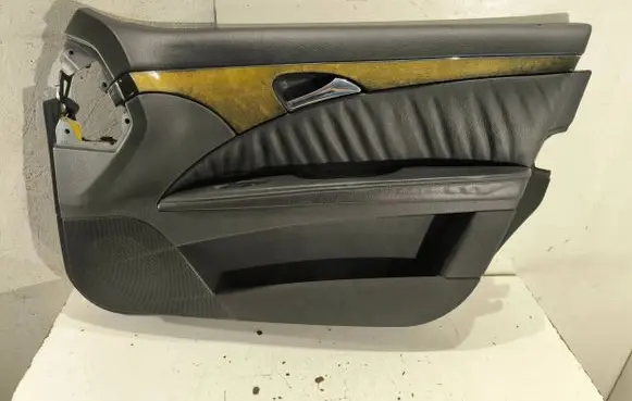 Mercedes-Benz E W211 Front door card panel trim A2117206651 7592154 CI060000
