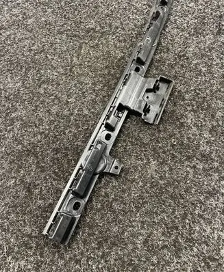 BMW 4 G22 G23 G24 G26 Sill supporting ledge 7497383