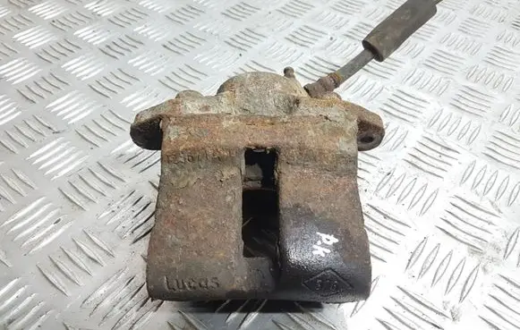 Renault Clio II Front brake caliper