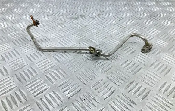 Skoda Octavia Mk3 (5E) Turbo turbocharger oiling pipe/hose 04C145140A