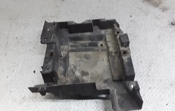 Renault Vel Satis Battery tray 8200412898M