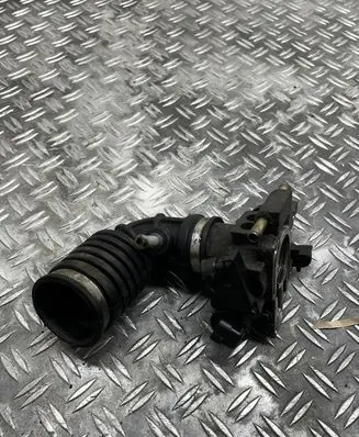 Mitsubishi Colt Throttle valve