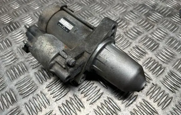 Mercedes-Benz A W176 Starter motor A2709060026 4280009140