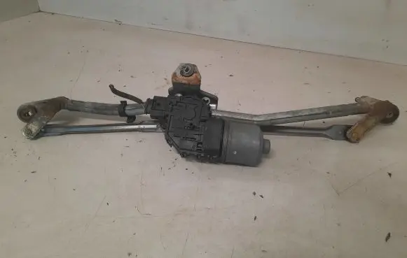 Audi A4 S4 B6 8E 8H Front wiper linkage and motor 8E1955119