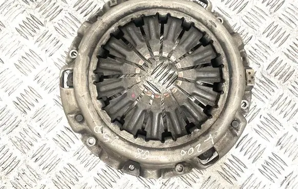 Mitsubishi L200 Pressure plate MN171120 6622D