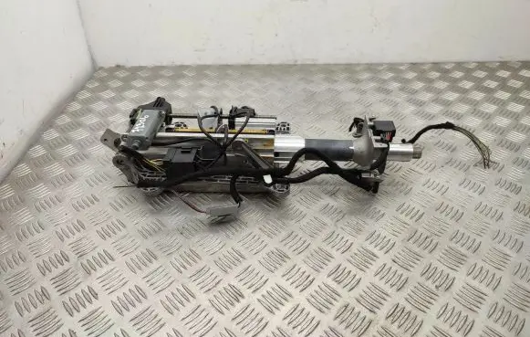 Jaguar XF X250 Steering wheel axle 2W933C529AM