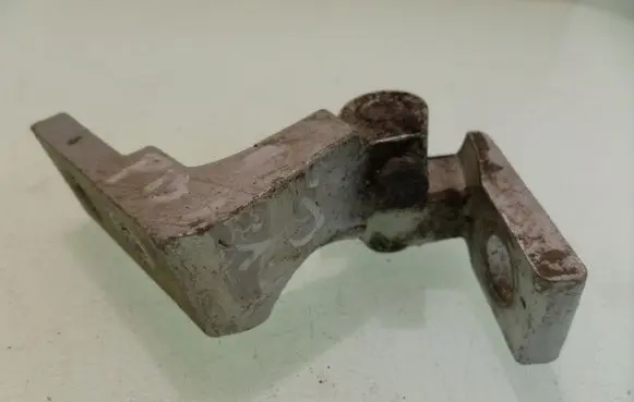 Volkswagen PASSAT B5 Rear door upper hinge