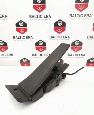 BMW 4 F32 F33 Accelerator throttle pedal 6853175