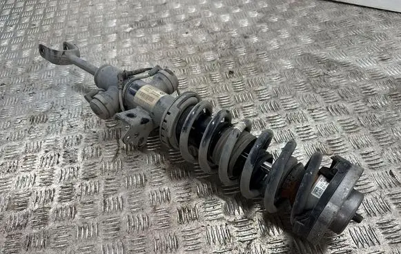 BMW 6 F12 F13 Front shock absorber with coil spring 6798405 37116798405 679840502