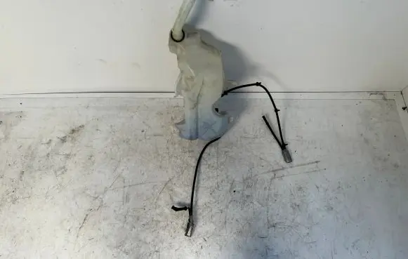 Chrysler Pacifica Windshield washer fluid reservoir/tank 68229314AC