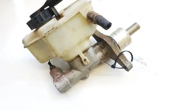 Volkswagen Caddy Master brake cylinder 03350886351 03.3508-8635.1