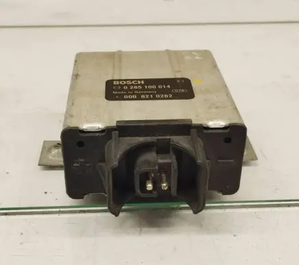 Mercedes-Benz S W126 Other control units/modules 0008210262 0285100014