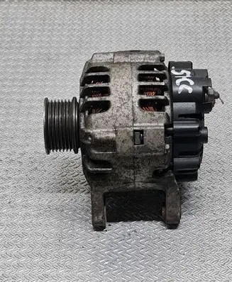 Renault Twingo II Generator/alternator 2543509B 8200654344A 108137729