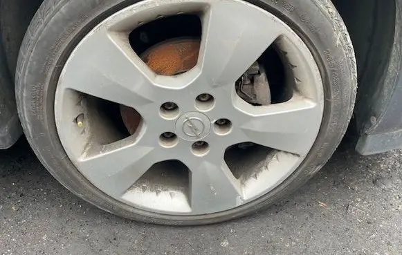 Opel Astra H R12 alloy rim 