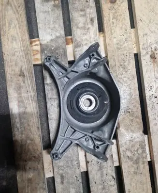 Audi Q5 SQ5 Coil spring mount 8K0412383F