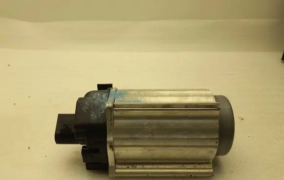 Volkswagen Golf VI Steering rack electric part 1K0909144M