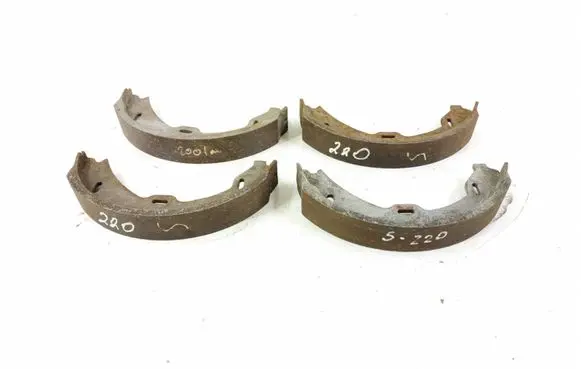 Mercedes-Benz S W220 Brake pads (rear) 2204200520 A2204200520