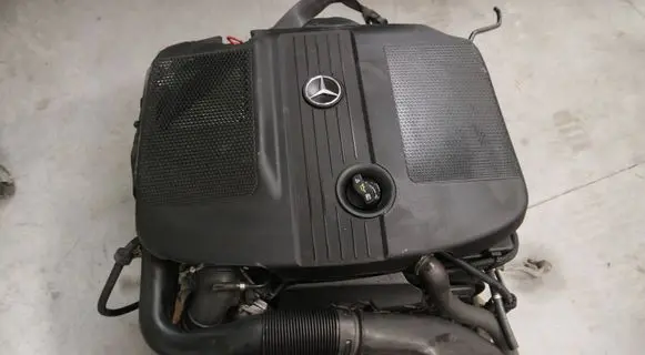 Mercedes-Benz E C207 W207 Engine swap 