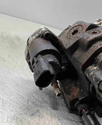 Renault Trafic II (X83) Fuel injection high pressure pump 0445010075