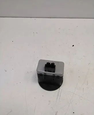 Passenger airbag on/off switch